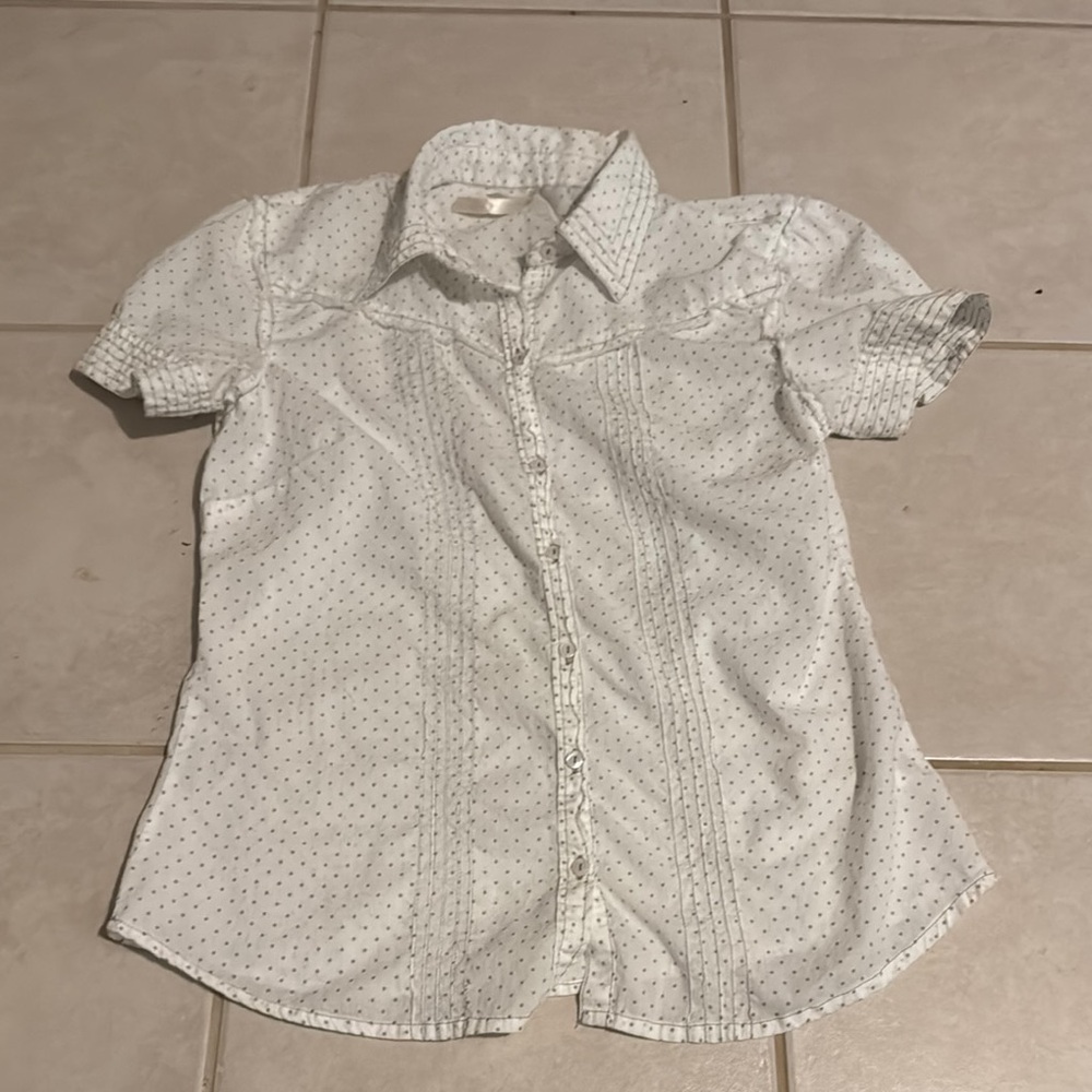 Aeropostale White Button Down Shirt with Classic Collar